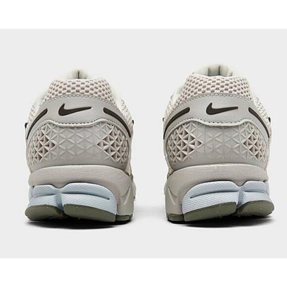 Nike Zoom Vomero Comfort Rare LifeStyle Shoes FZ3653 Mens Size 9.5 New In Box main image 6